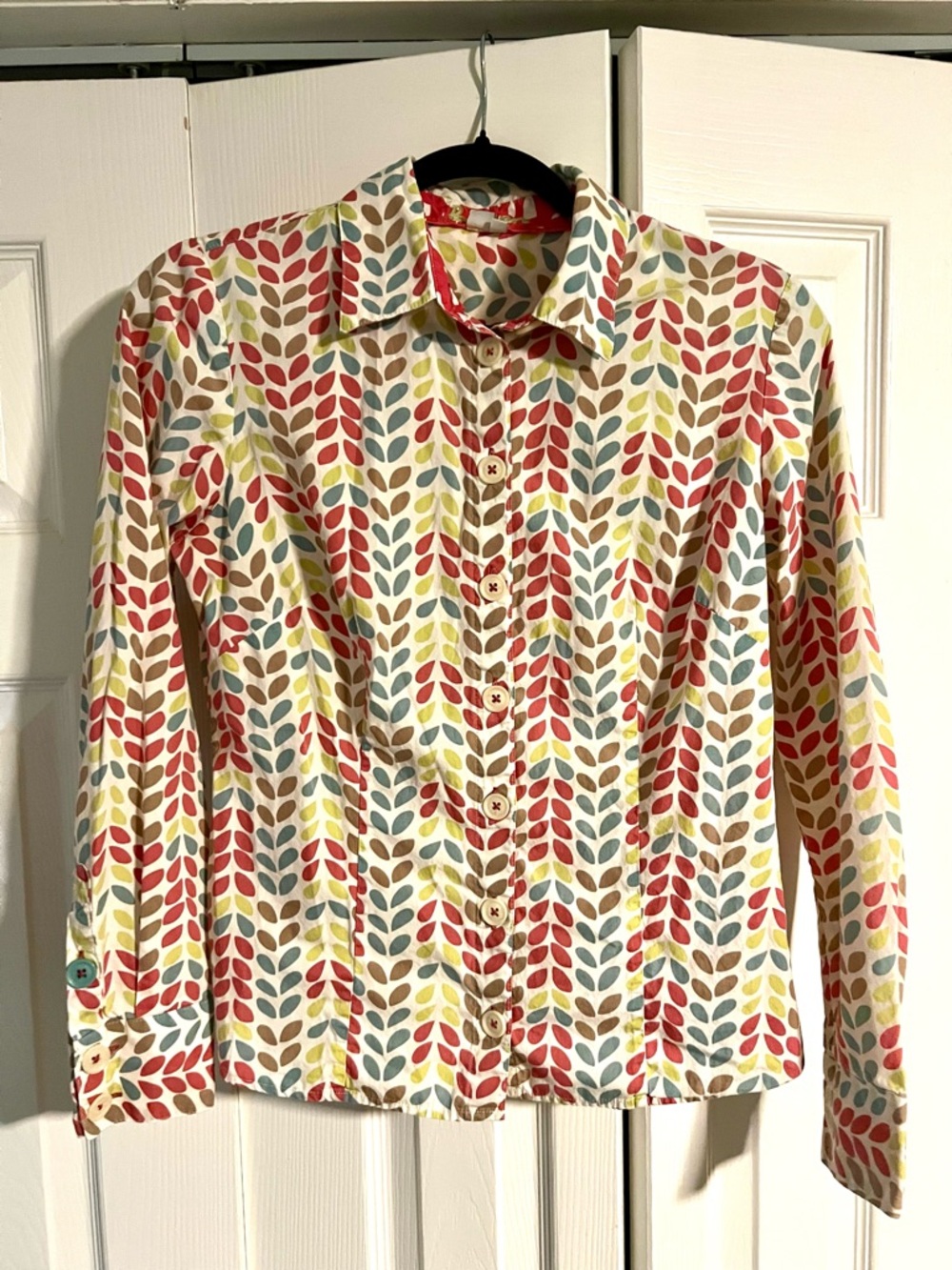 Boden Button Down with Pink, Robin’s Egg Blue, Bright Green and Taupe Leaf Print